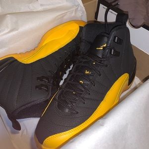 Jordan 12 university gold